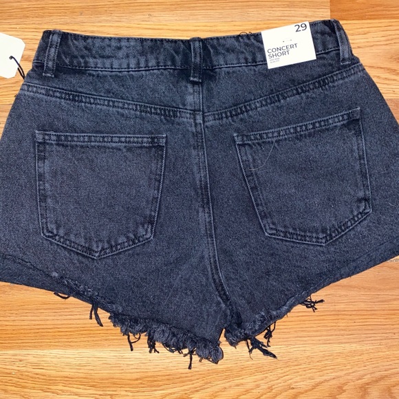 Black Jean shorts - Picture 2 of 3